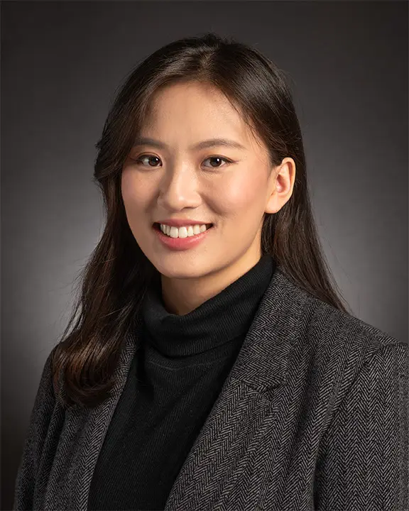 Terry Nguyen Headshot